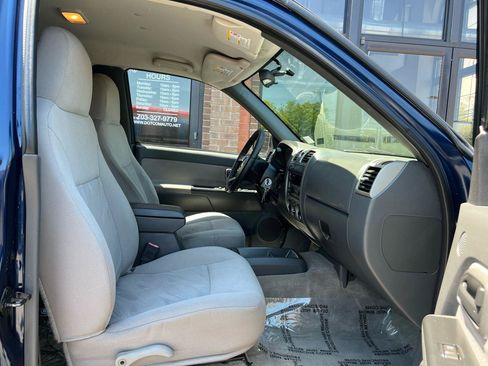 Used 2004 Chevrolet Colorado LS AWD/4WD image 21