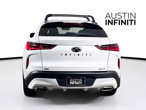 Certified 2025 INFINITI QX55 Essential image 8