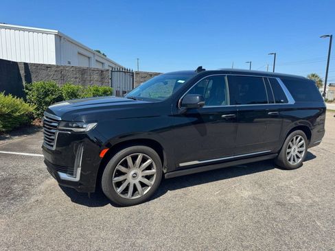 Used 2023 Cadillac Escalade ESV Premium Luxury Platinum AWD/4WD image 2