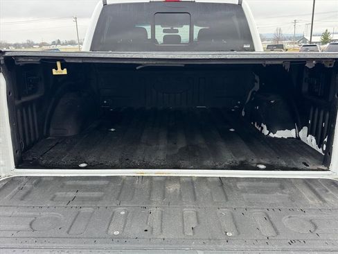 Used 2016 Ford F150 XLT w/ Equipment Group 302A Luxury image 5