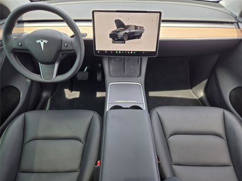Used 2025 Tesla Model Y Long Range AWD/4WD image 23