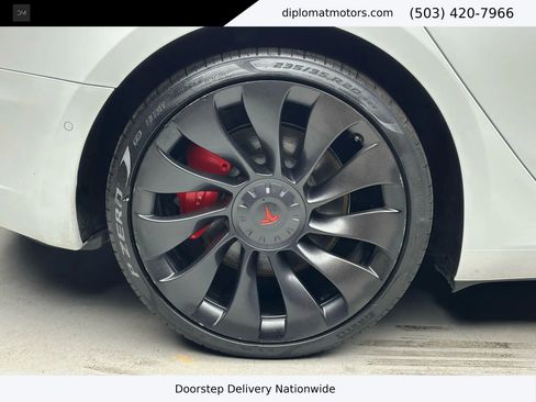 Used 2022 Tesla Model 3 Performance image 37