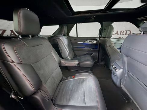 Certified 2025 Ford Explorer ST w/ Sun And Sound Package AWD/4WD image 34
