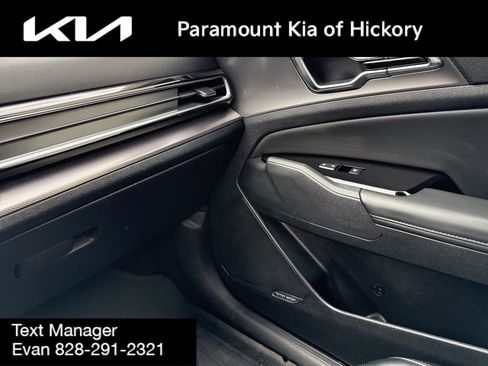 Used 2024 Kia Sportage SX image 28