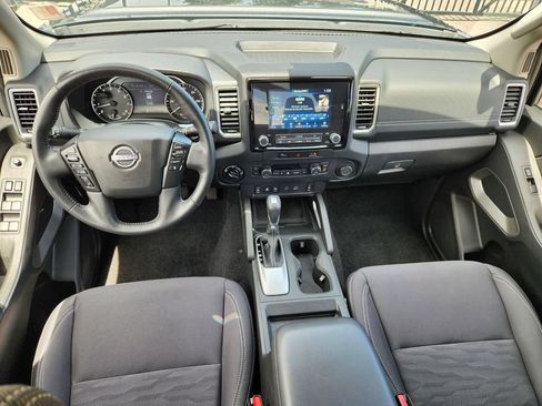 Certified 2024 Nissan Frontier SV w/ SV Convenience Package AWD/4WD image 23