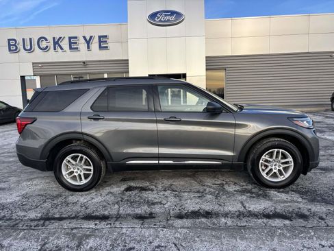 Used 2025 Ford Explorer Active image 10