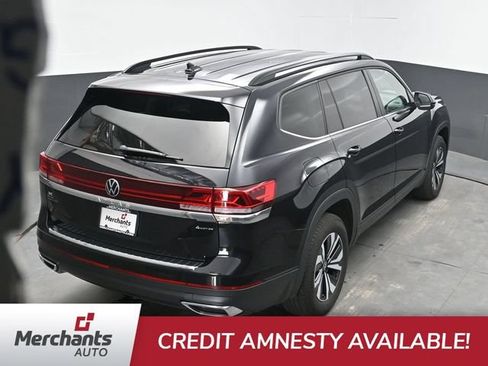 Used 2025 Volkswagen Atlas SE AWD/4WD image 27
