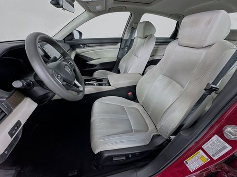 Certified 2018 Honda Accord EX image 20