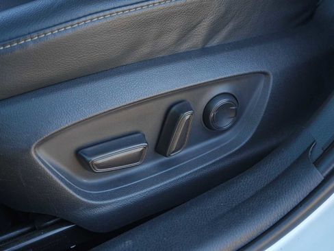 Used 2020 Toyota Camry XSE image 12