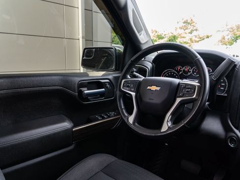 Used 2020 Chevrolet Silverado 1500 LT w/ All-Star Edition AWD/4WD image 12