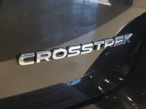 Used 2020 Subaru Crosstrek 2.0i Premium w/ Moonroof Package 2 AWD/4WD image 6
