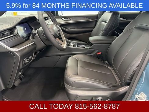 New 2026 Jeep Grand Cherokee Limited w/ Limited Altitude Package image 9