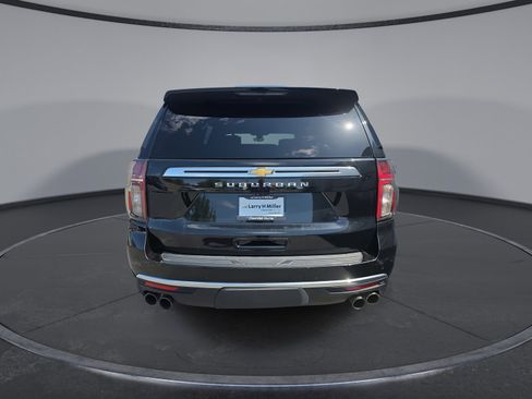Used 2021 Chevrolet Suburban High Country w/ Premium Package AWD/4WD image 7