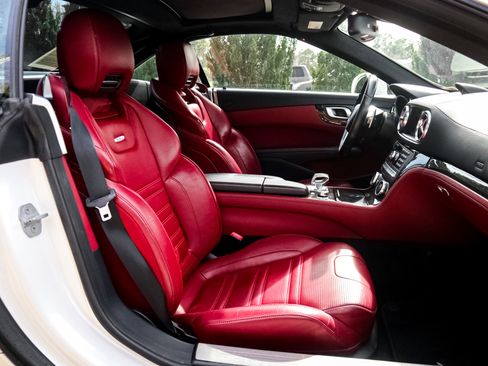 Used 2013 Mercedes-Benz SL 63 AMG image 32
