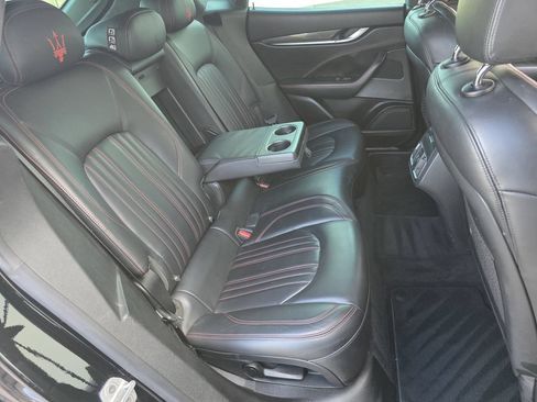 Used 2017 Maserati Levante S AWD/4WD image 25