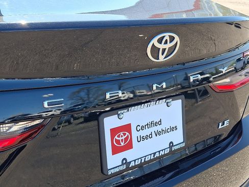Used 2025 Toyota Camry LE FWD image 30