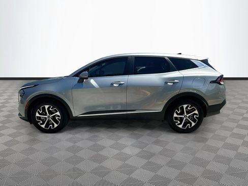 Used 2024 Kia Sportage EX FWD image 4