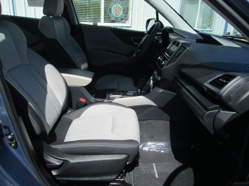 Used 2023 Subaru Forester AWD/4WD image 14