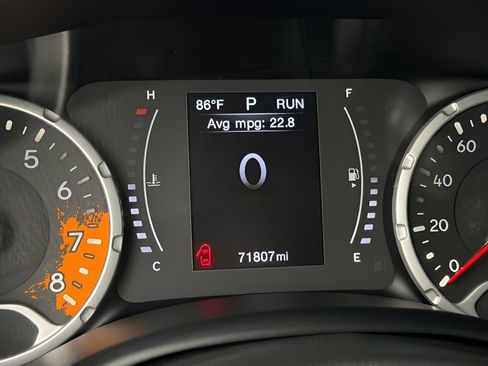Used 2018 Jeep Renegade Altitude AWD/4WD image 39
