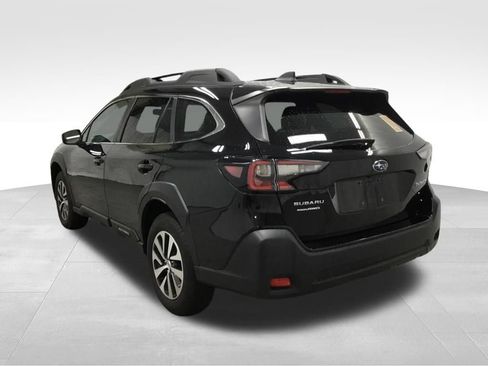 Used 2023 Subaru Outback Premium AWD/4WD image 14
