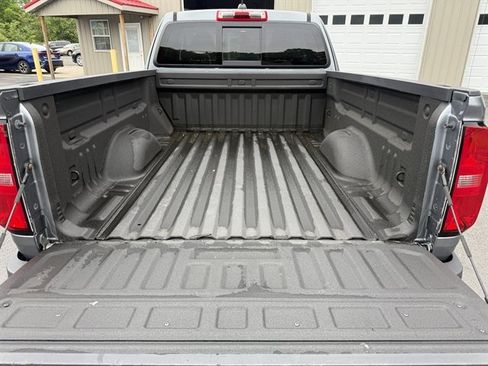 Used 2018 Chevrolet Colorado Z71 AWD/4WD image 21