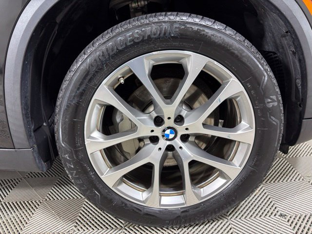 Used 2020 BMW X5 xDrive40i w/ Premium Package AWD/4WD image 23
