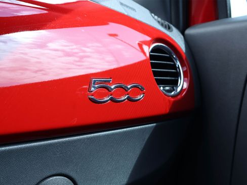 Used 2014 FIAT 500 Sport w/ Comfort/Convenience Group image 24