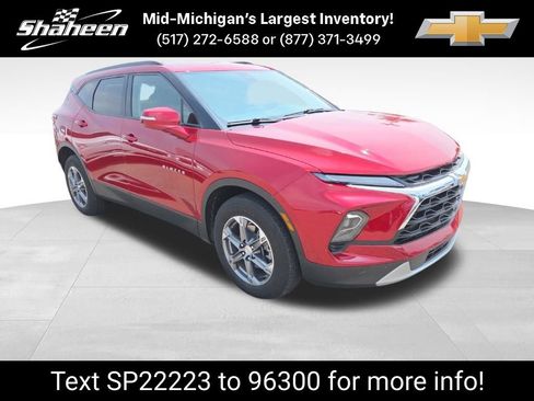 Used 2023 Chevrolet Blazer LT FWD image 1