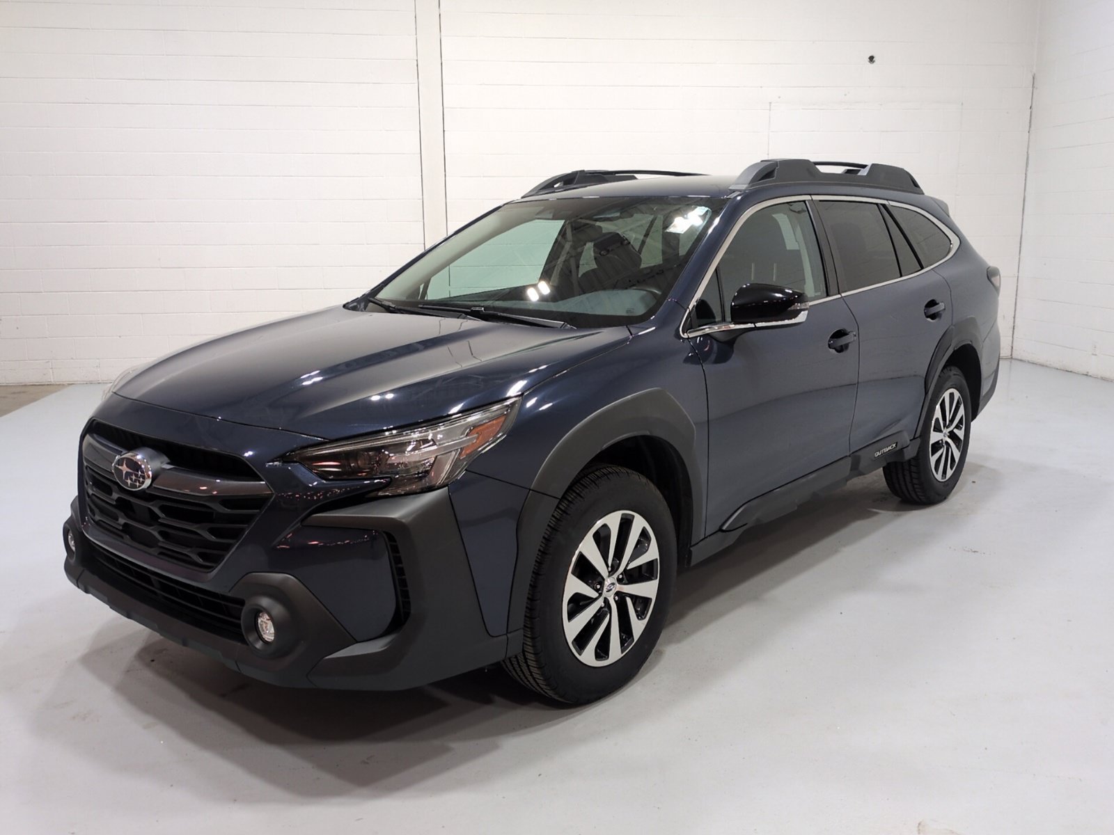 Certified 2024 Subaru Outback Premium AWD/4WD image 7