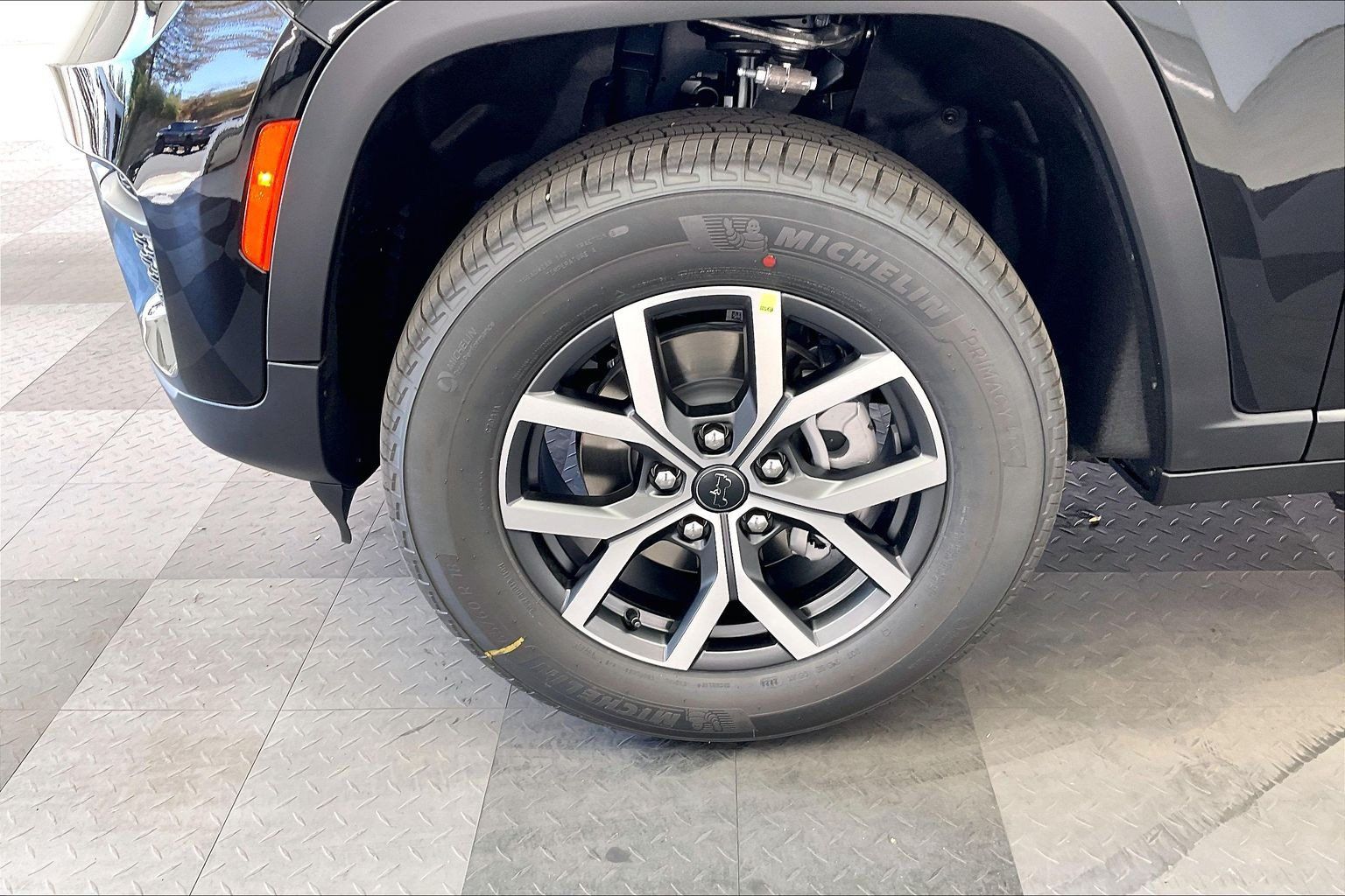 New 2027 Jeep Grand Cherokee Laredo X AWD/4WD image 14