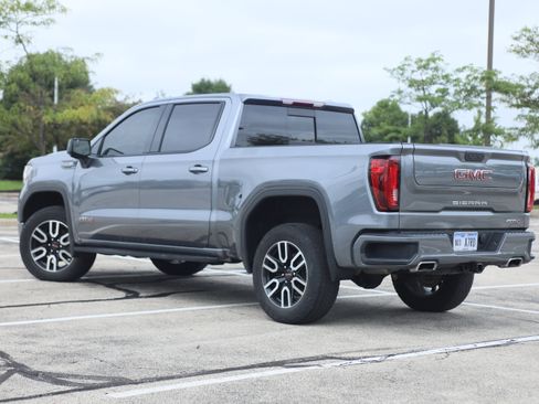 Used 2022 GMC Sierra 1500 AT4 w/ AT4 Preferred Package AWD/4WD image 4