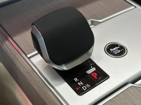 New 2026 Land Rover Range Rover Autobiography AWD/4WD image 16