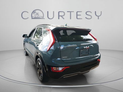 New 2026 Kia Niro Wind FWD image 2