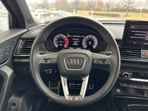 Used 2024 Audi SQ5 Premium Plus image 17