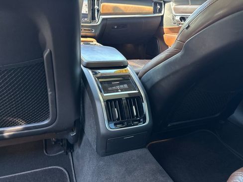 Used 2018 Volvo S90 T6 Inscription w/ Convenience Package AWD/4WD image 30