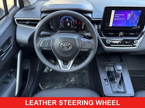 New 2026 Toyota Corolla Cross LE w/ Moonroof Package FWD image 15