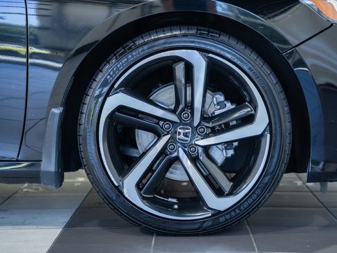 Used 2022 Honda Accord Sport image 16