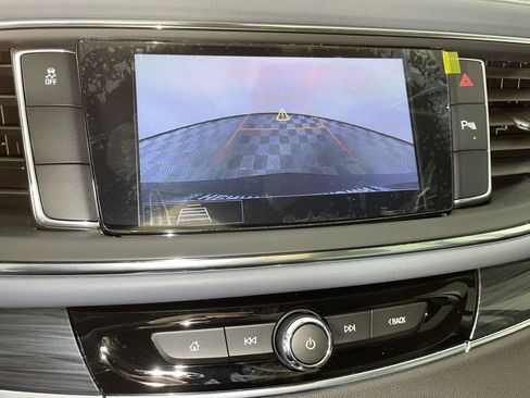 Used 2021 Buick Enclave Preferred image 14