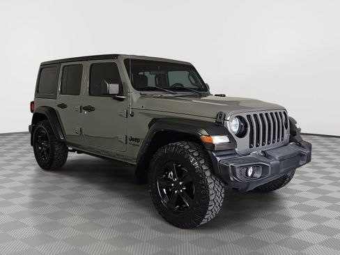 Used 2019 Jeep Wrangler Unlimited Sport AWD/4WD image 2