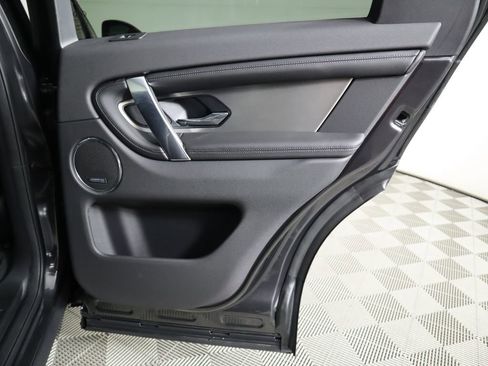 Used 2024 Land Rover Discovery Sport Dynamic SE AWD/4WD image 29