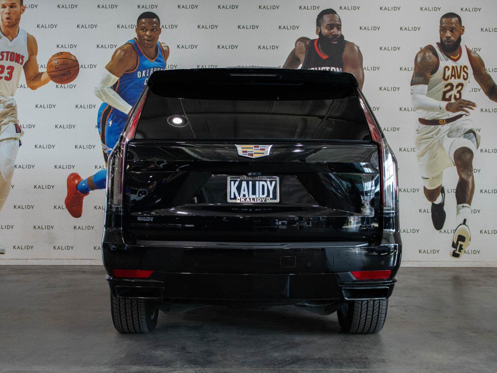 Used 2023 Cadillac Escalade Sport Platinum w/ LPO, ONYX Package AWD/4WD image 24