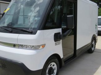 Used 2024 Chevrolet Brightdrop 400 w/ Commercial Equipment Package AWD/4WD video 1