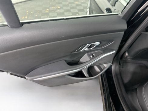 Used 2025 BMW 330i Sedan RWD image 27