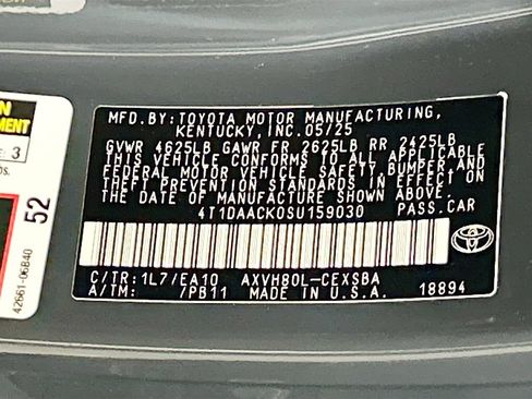 Used 2025 Toyota Camry SE w/ Convenience Package FWD image 29