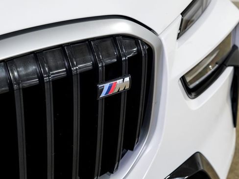 Used 2023 BMW X7 M60i AWD/4WD image 46