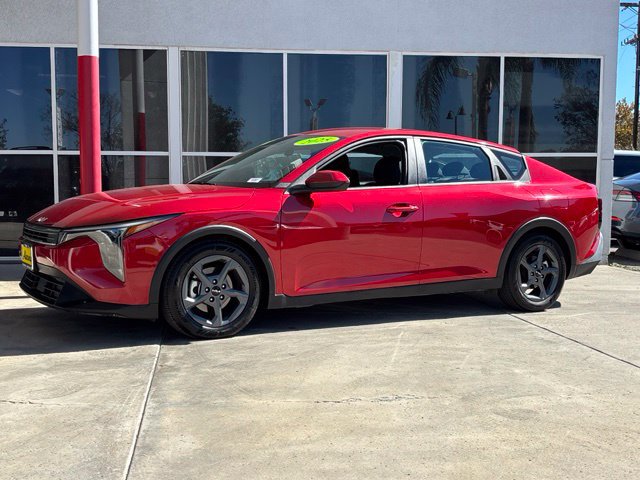 Used 2025 Kia K4 FWD image 8