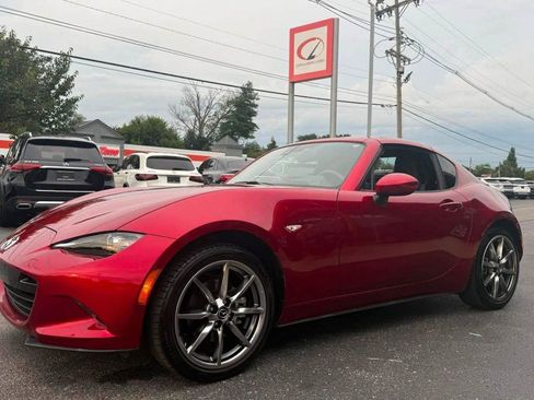Used 2022 MAZDA MX-5 Miata RF Grand Touring RWD image 10