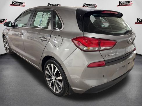 Used 2020 Hyundai Elantra GT FWD image 7