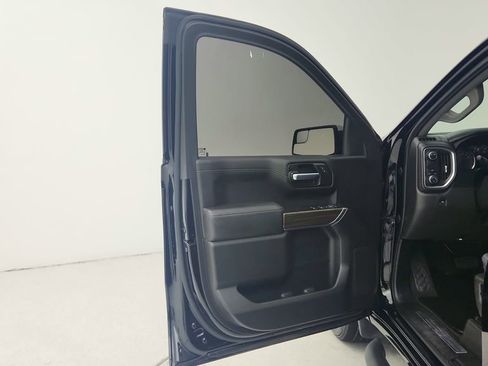 Used 2020 Chevrolet Silverado 1500 LT w/ Texas Edition RWD image 16