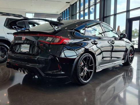 New 2026 Honda Civic Type R image 3
